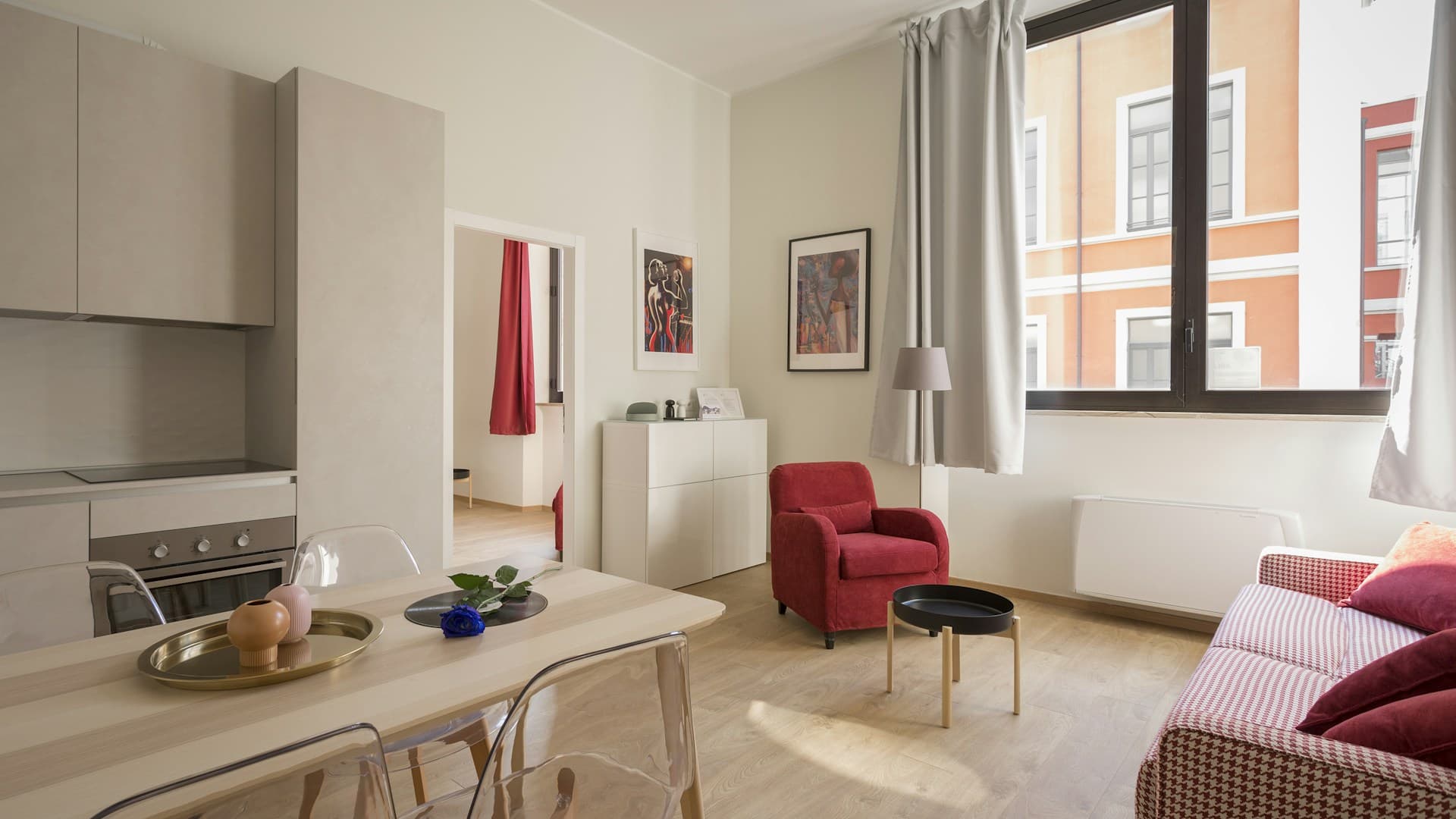 Airbnb & 단기 숙소